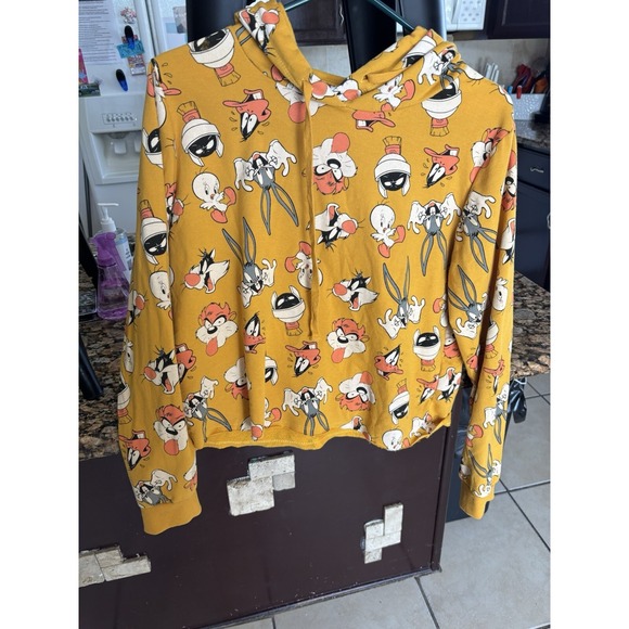 Looney Tunes Womens Cropped Hoodie Yellow Long Sleeve Pullover Graphic L - Picture 2 of 4